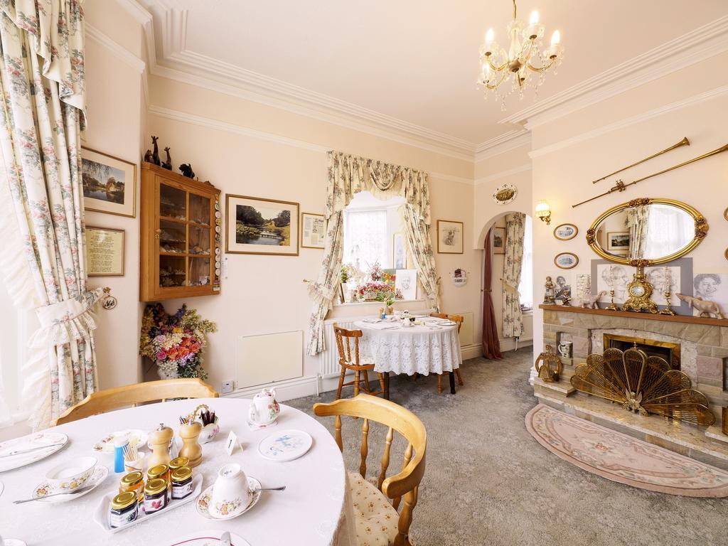 Braemar Guest House Buxton  Dış mekan fotoğraf